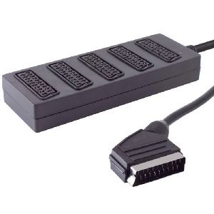 Scart-Verteiler, 5-fach, voll durchgeschaltet 0,5m 94060